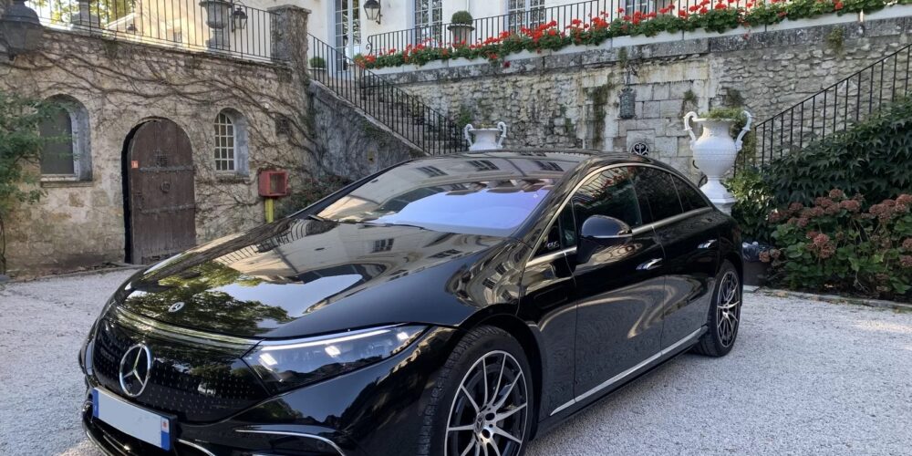 mercedes-eqs-noir